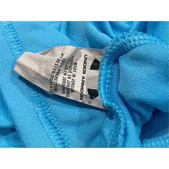 Under Armour Light Blue Semi Fitted V neck Heatgear Tee - Picture 5 of 6